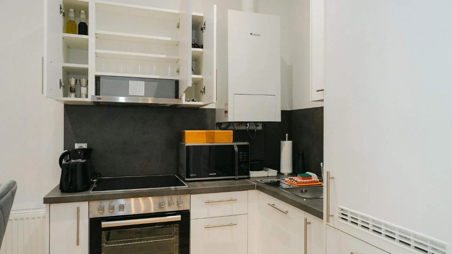 Apartament Comfy 3Br Perfect For 4-6 Metro Free Parking Wiedeń