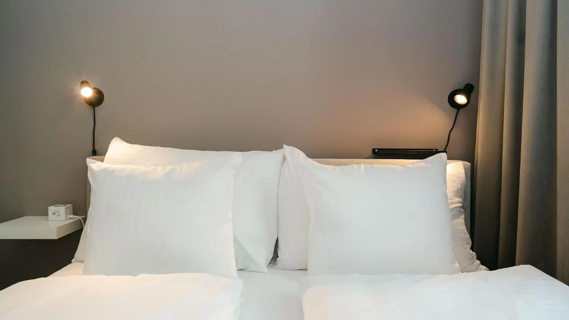 Apartament Comfy 3Br Perfect For 4-6 Metro Free Parking Wiedeń Austria