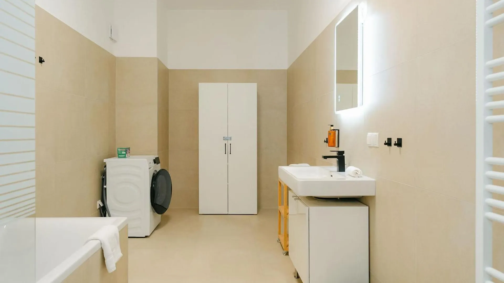 شقة Comfy 3Br Perfect For 4-6 Metro Free Parking فيينا